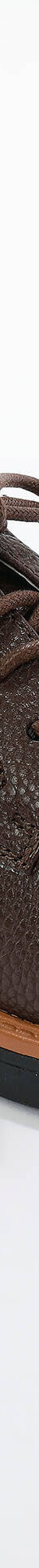 Lichte derby's met veters en geribbelde sleehak (chocolade) Lichte derby's met veters en geribbelde sleehak (chocolade)